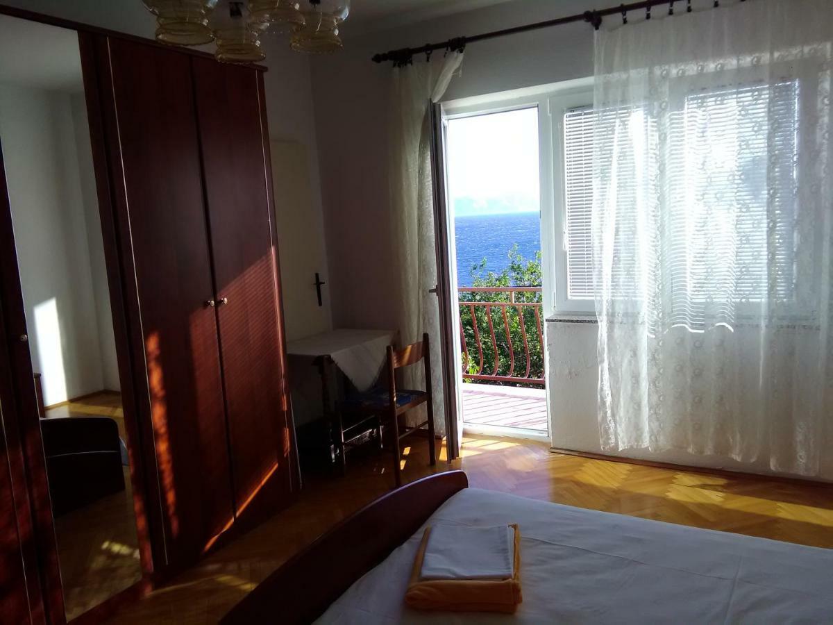Apartments Mare Croatia Сень Экстерьер фото